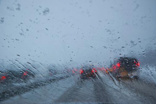 Cars stopping in bad weather